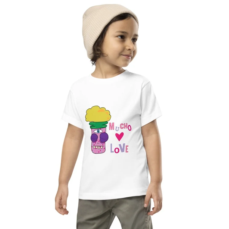 MUCHO LOVE tee